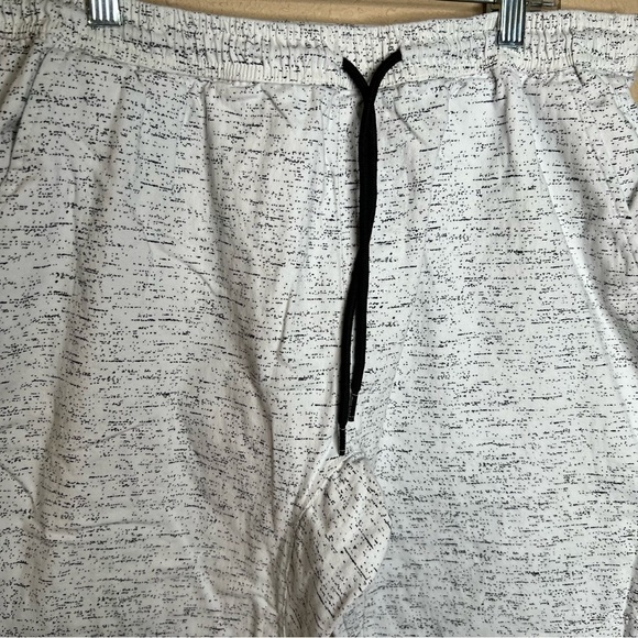 Brooklyn Cloth "The Jogger"  men’s size extra large - Picture 3 of 6